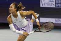 0-2！中国金花又输球，一轮游出局，郑钦文下下签